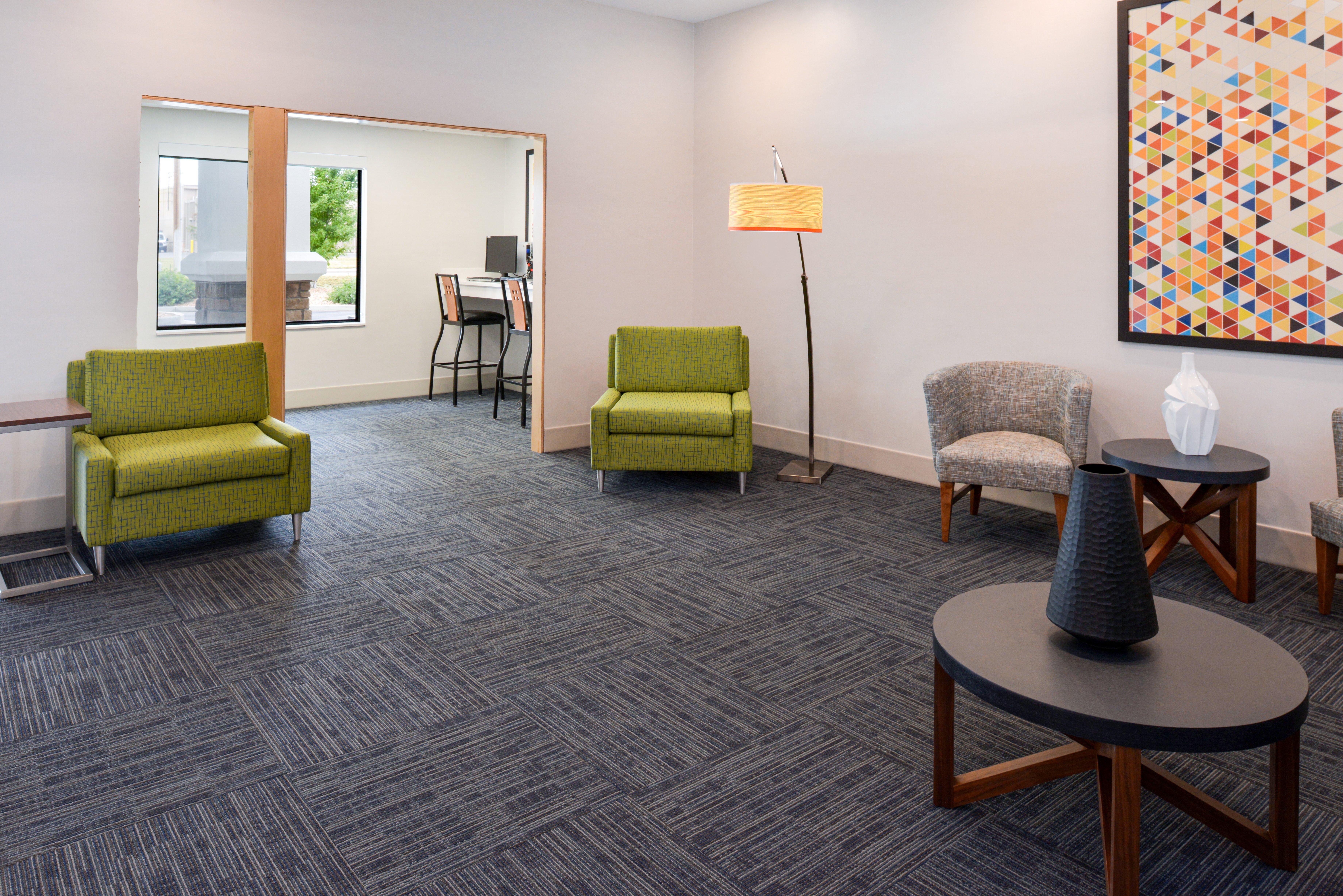 Holiday Inn Express & Suites Pueblo By Ihg Eksteriør bilde