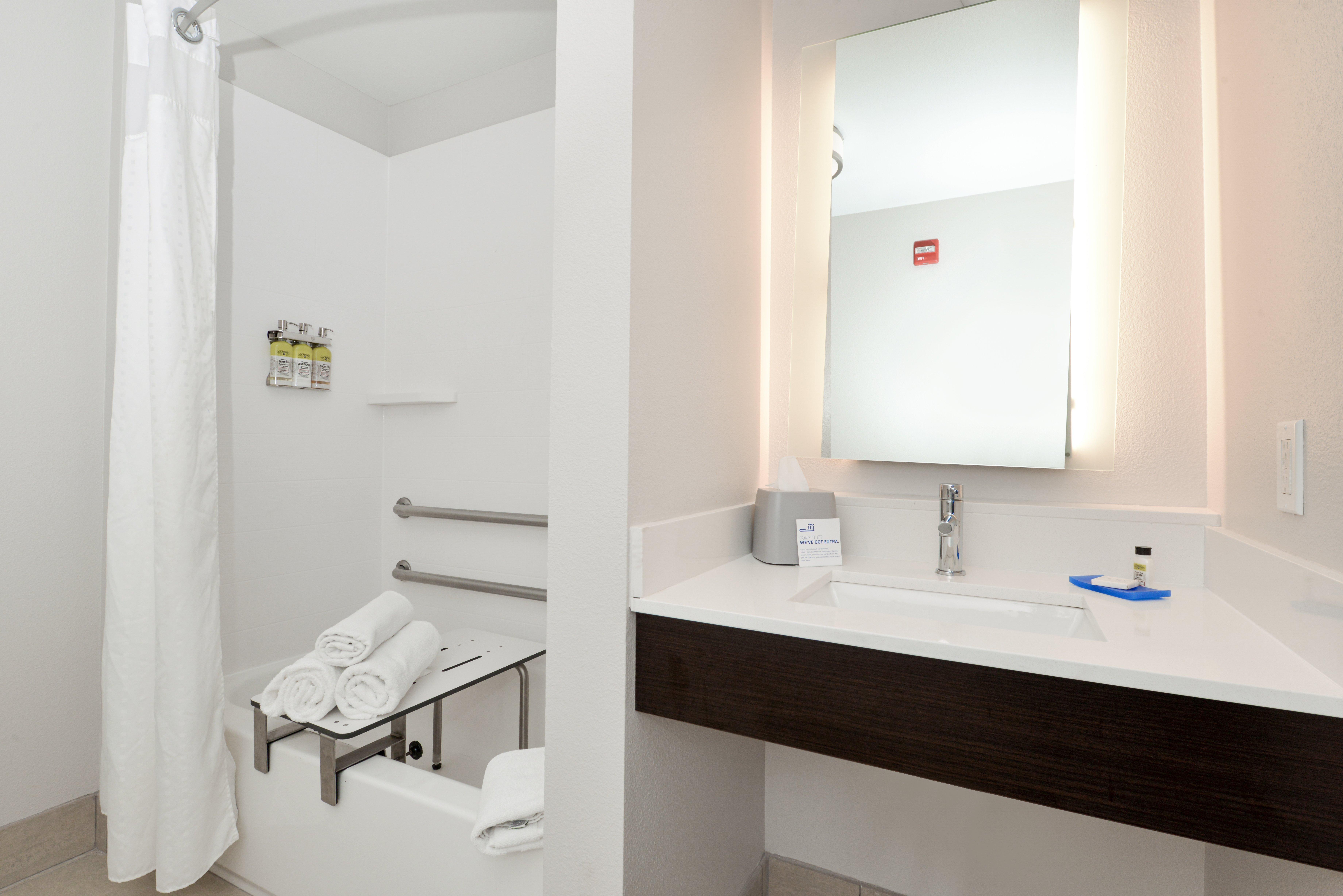 Holiday Inn Express & Suites Pueblo By Ihg Eksteriør bilde