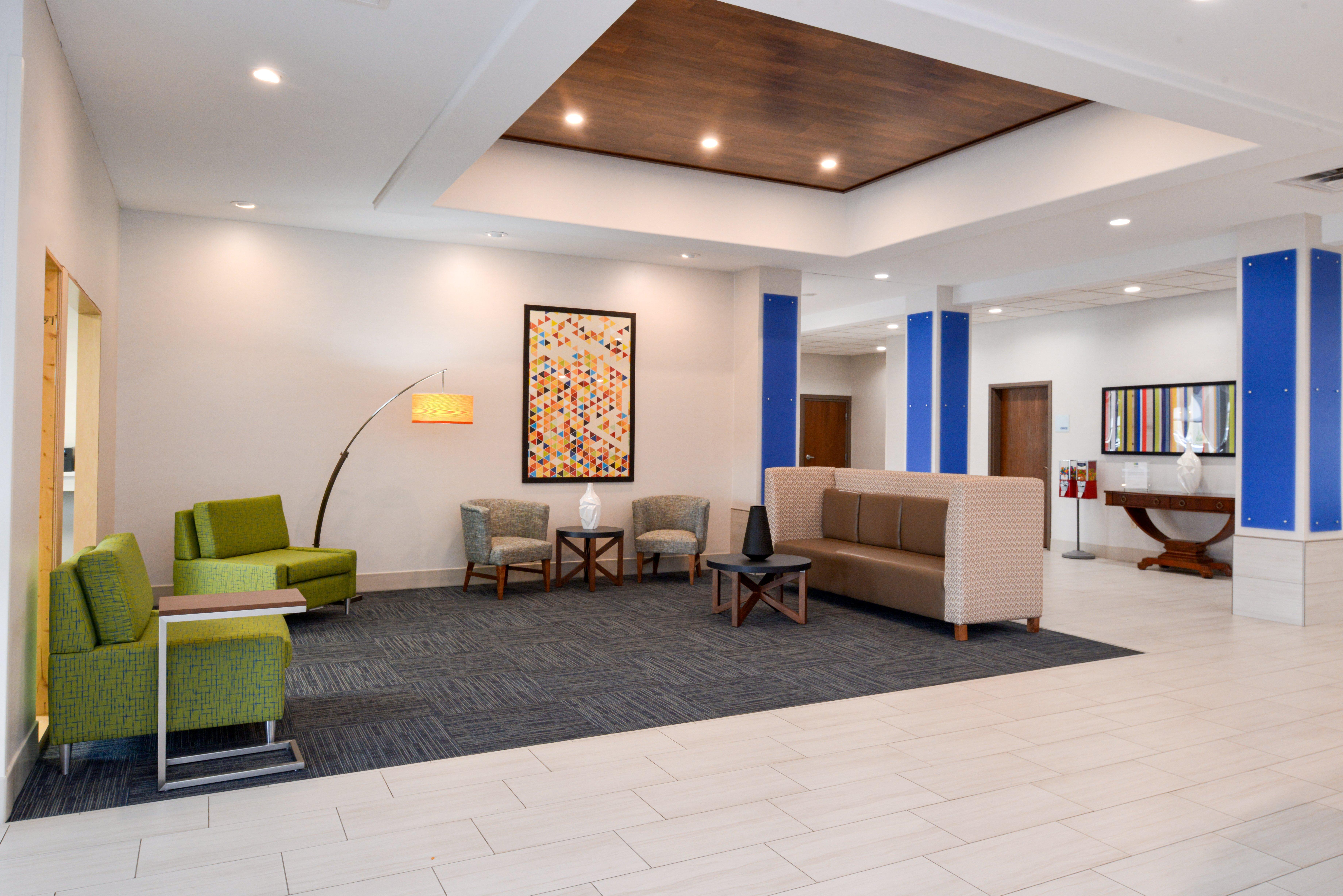 Holiday Inn Express & Suites Pueblo By Ihg Eksteriør bilde