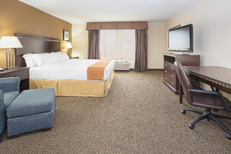 Holiday Inn Express & Suites Pueblo By Ihg Eksteriør bilde