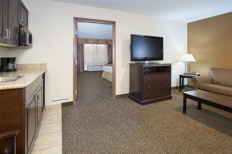 Holiday Inn Express & Suites Pueblo By Ihg Eksteriør bilde